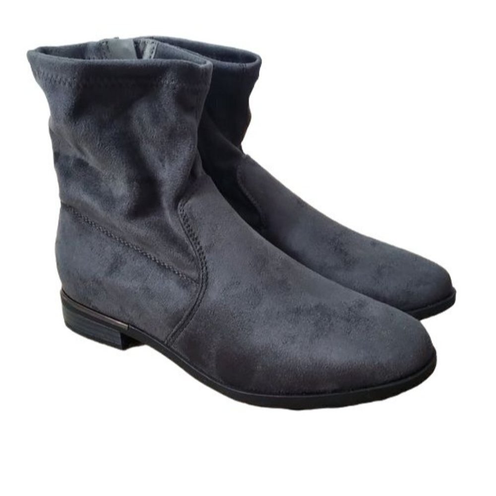 Dream pairs faux suede zip ankle bootie new women' size 7.5